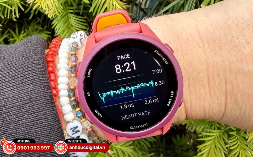 Garmin Forerunner 170 Music được trang bị h&agrave;ng loạt t&iacute;nh năng theo d&otilde;i sức khỏe 