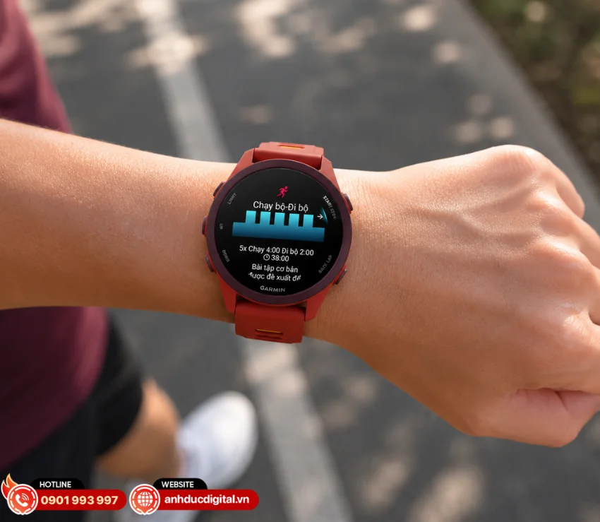Garmin Forerunner 170 Music c&ograve;n cung cấp nhiều chỉ số chạy bộ chuy&ecirc;n s&acirc;u