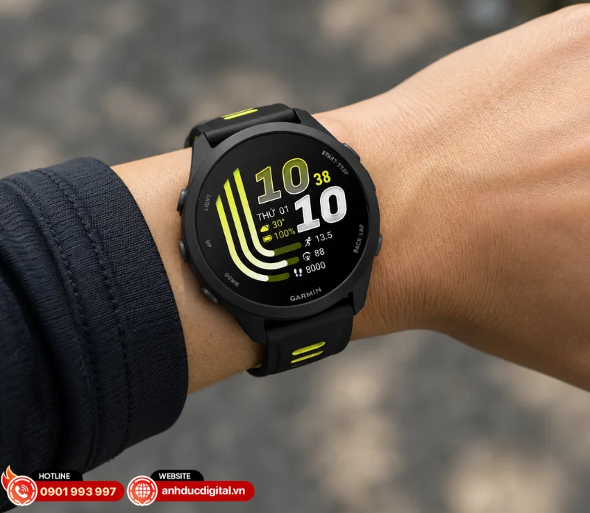 Forerunner 170 c&oacute; trọng lượng chỉ 41g mang lại cảm gi&aacute;c nhẹ nh&agrave;ng