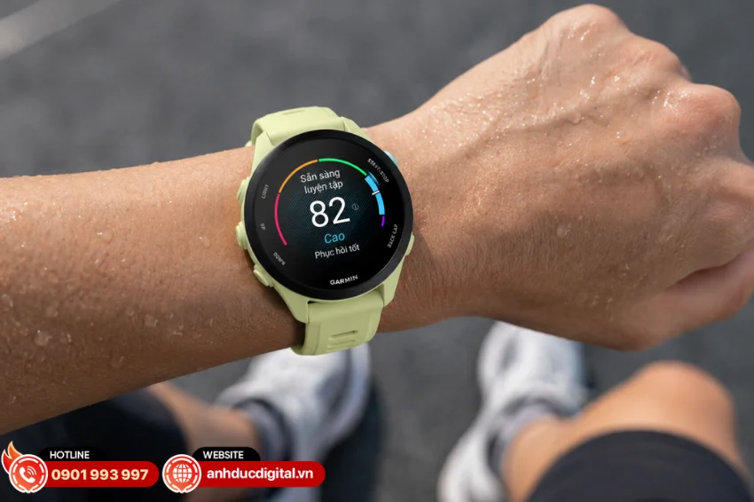 Garmin Forerunner 70 hỗ trợ hơn 80 chế độ thể thao kh&aacute;c nhau