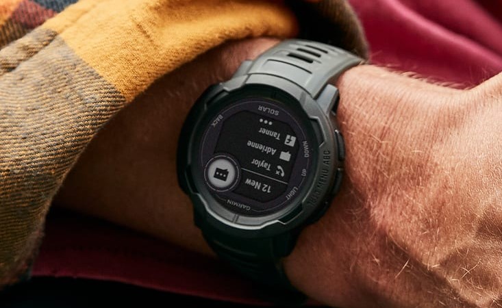 Sạc pin bằng năng lượng mặt trời