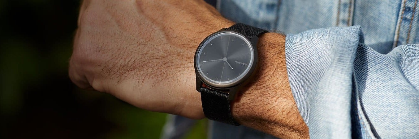 Garmin Vivomove Style 28