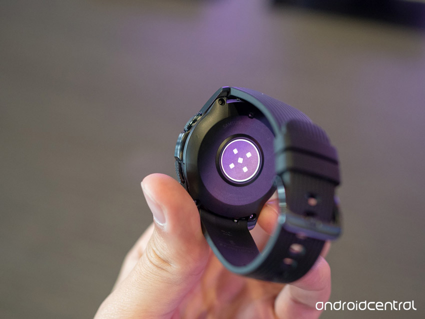 Bộ nhớ và kết nối