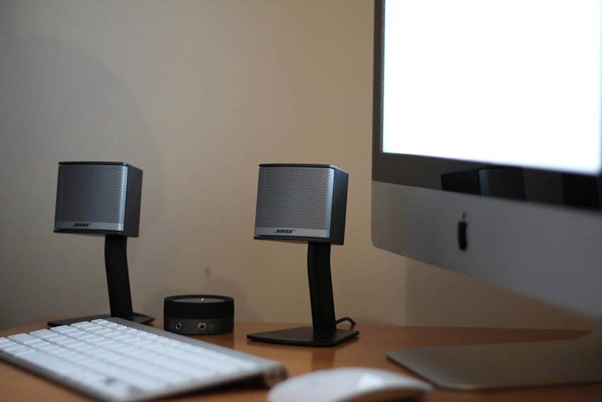 Loa Bose Companion 50