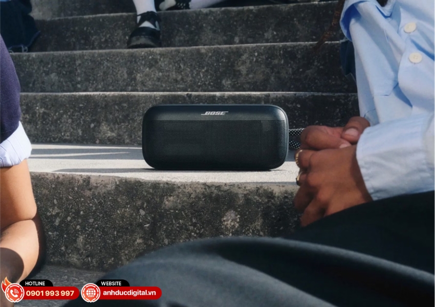 Loa Bose SoundLink Plus tích hợp app điều khiển