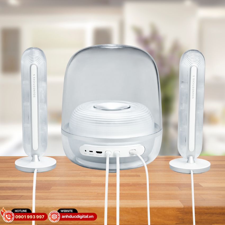 Showroom Anh Đức Digital trưng bày loa Harman Kardon SoundSticks 5