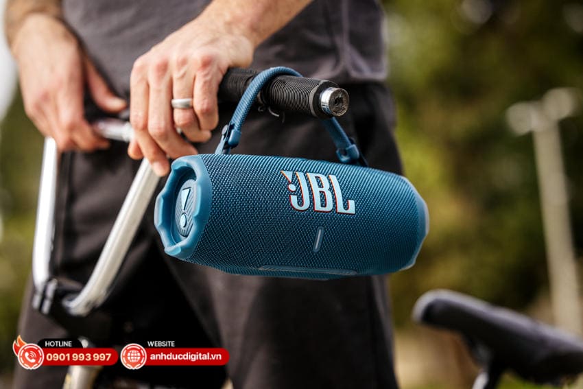 JBL Charge 6 - 30.jpg