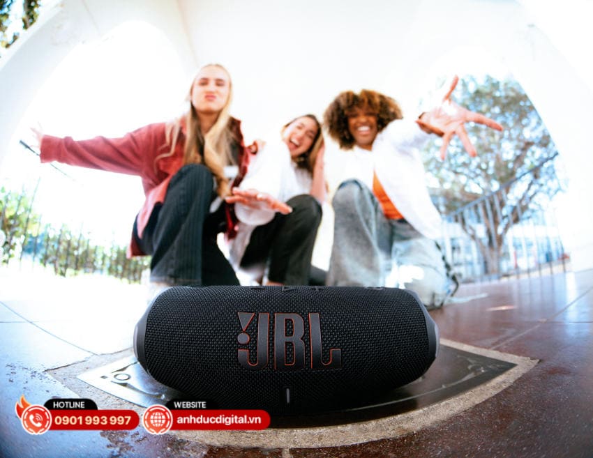 JBL Charge 6 - 31.jpg