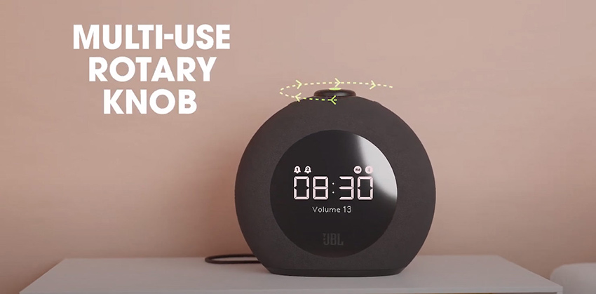 Màn hình LCD lớn phối cùng đèn LED