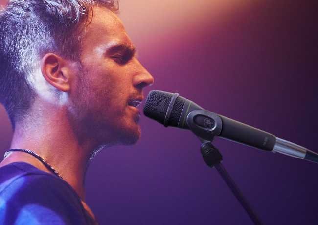 Tích hợp bộ khử phản hồi