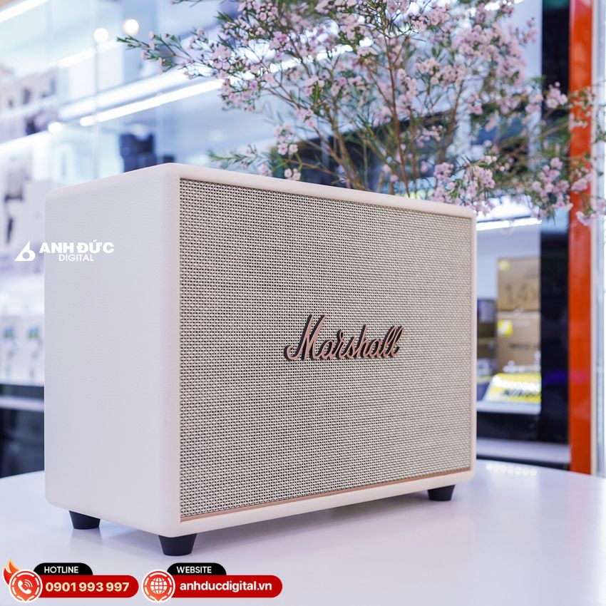Ảnh chụp góc nghiêng sản phẩm Marshall Woburn 3 tại Anh Đức