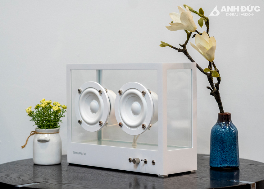 Small-Transparent-Speaker-32