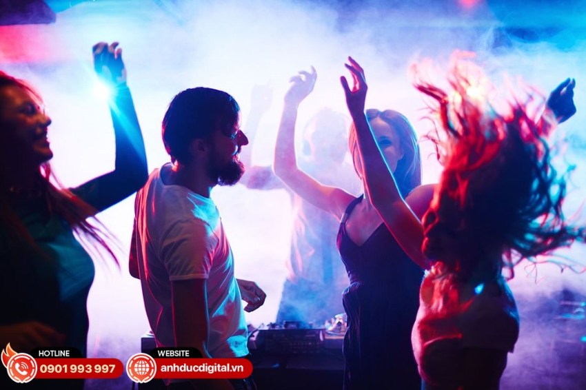 Alpha Works Studio 110 đáp ứng tốt nhiều nhu cầu sử dụng trong nhà lẫn ngoài trời