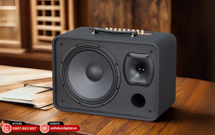 Hệ thống loa và công suất 400W PMPO