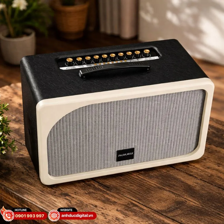 C&aacute;c cổng kết nối HDMI ARC v&agrave; Bluetooth 5.3 tr&ecirc;n Paramax Evox Max