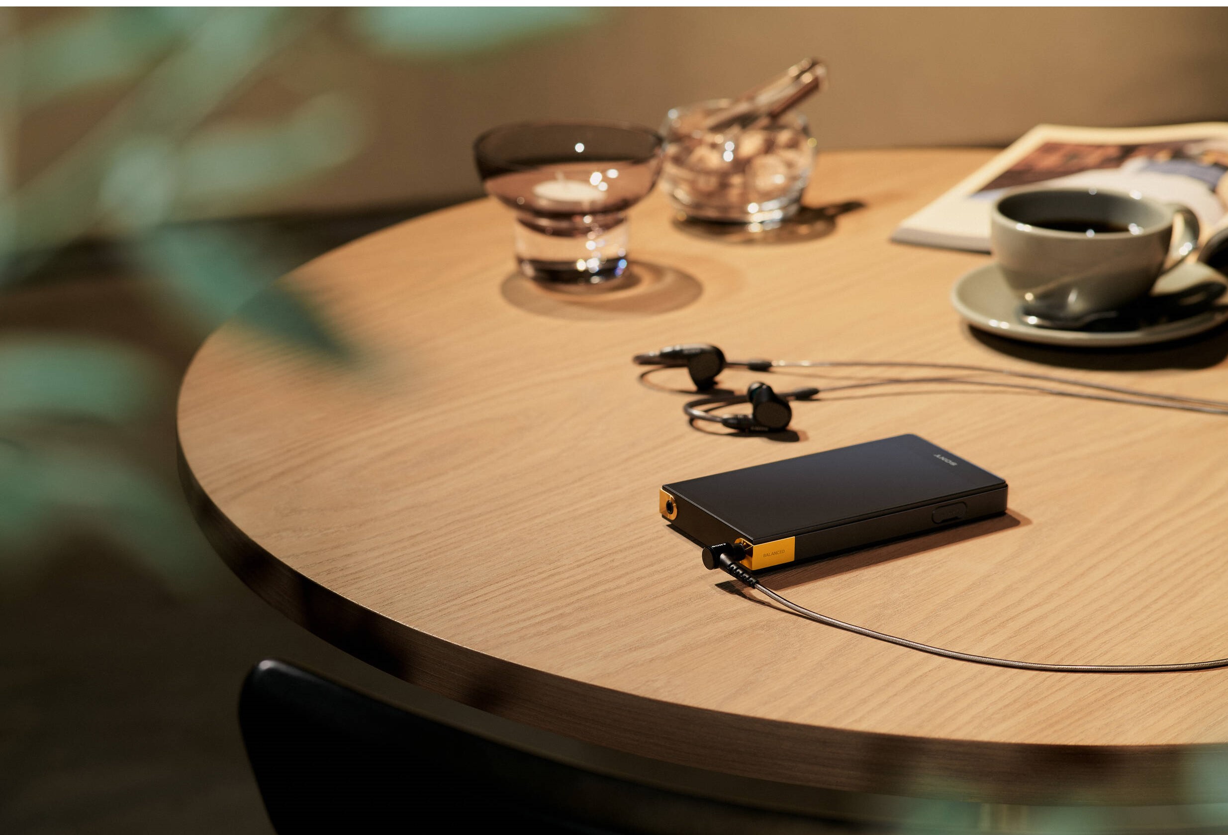 Tải xuống và phát trực tiếp dễ dàng