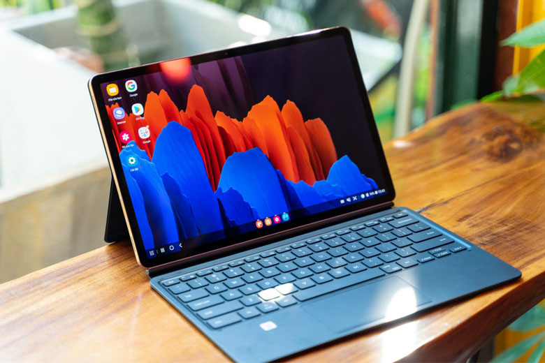 Dung lượng pin cực khủng 