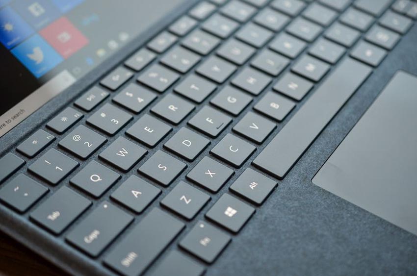 Surface Pro 2017