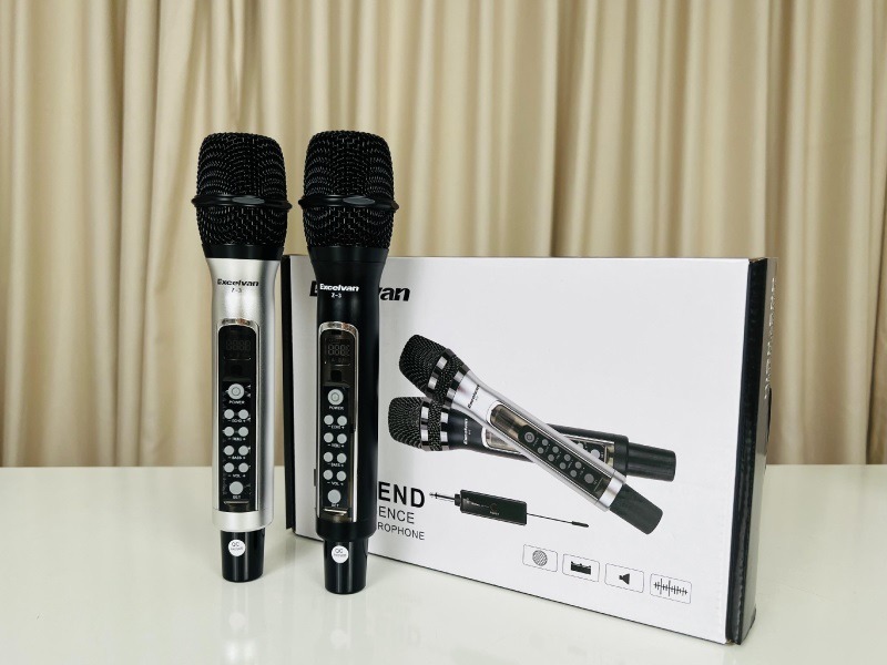 Phục vụ karaoke trong nhiều giờ