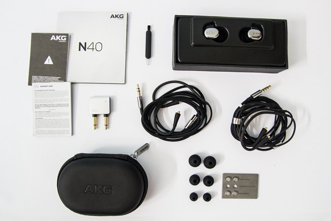 AKG N40 8