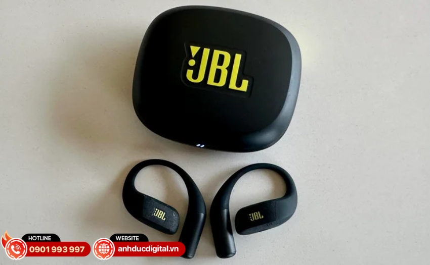 Tai nghe JBL Endurance Zone có cảm ứng đa điểm cho phép tùy chỉnh nhạc