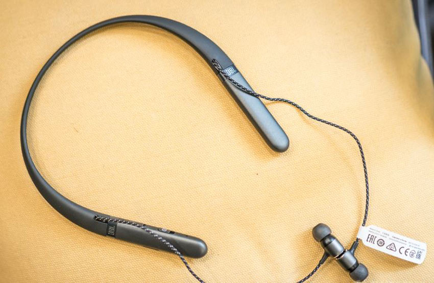 JBL Live 200BT 23