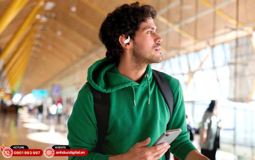 Tai nghe họp online