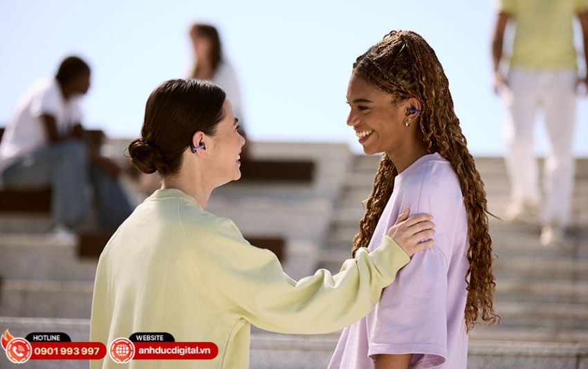 Tai nghe JBL Soundgear Clips chống nước và bụi IP54