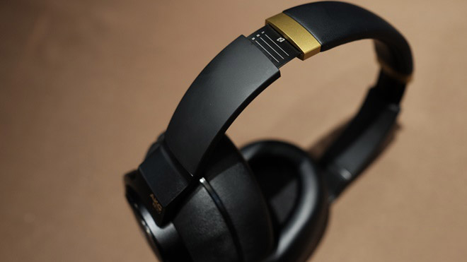 AKG N90Q 05