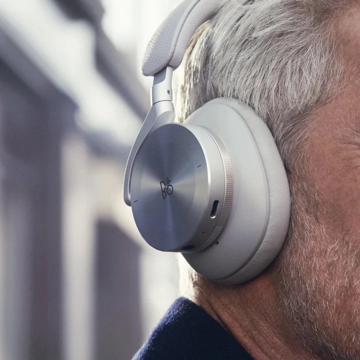 B&O Beoplay H95 12