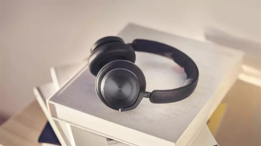 B&O Beoplay HX 19