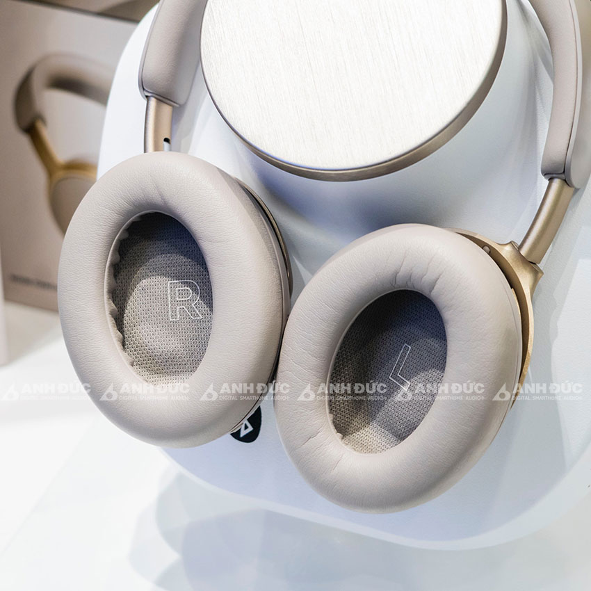 Tai-nghe-Bose-QuietComfort-Ultra-Headphones--Sandstone-10