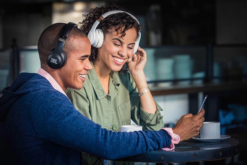 JBL Everest Elite 300 03