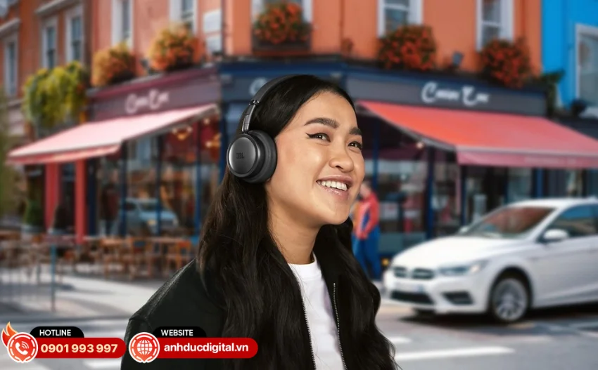 Tai nghe JBL Live 680NC mang đến thời lượng pin l&acirc;u d&agrave;i với khả năng ph&aacute;t nhạc l&ecirc;n đến 80 giờ khi tắt ANC v&agrave; 50 giờ khi bật ANC