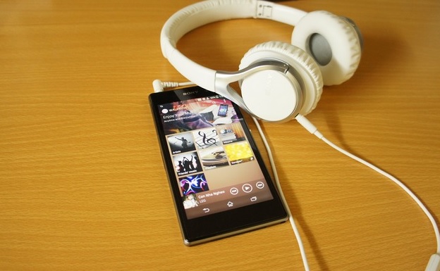 Sony MDR-10RC 03