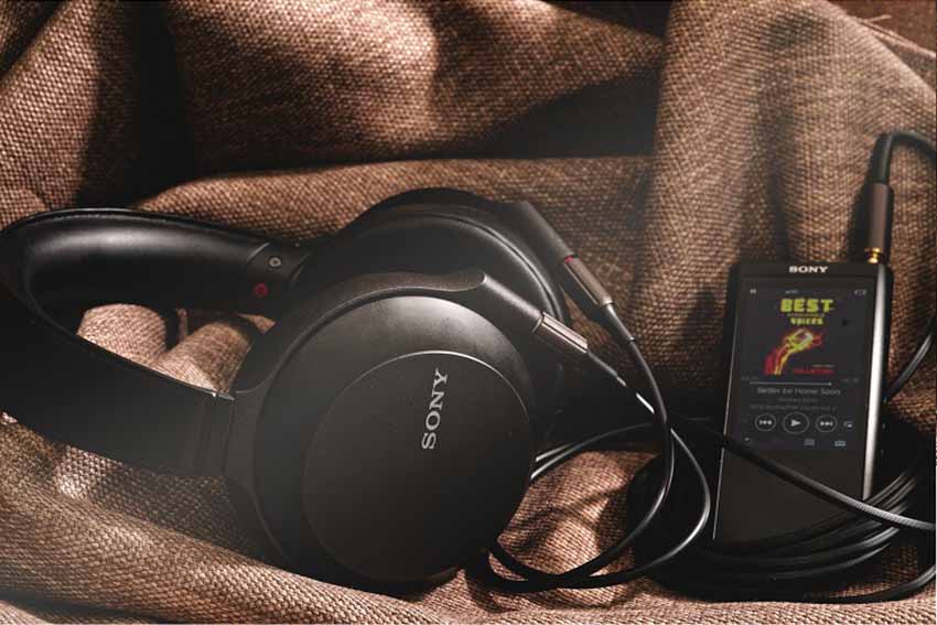 Sony MDR-Z7M2 07