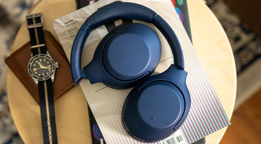 Sony WH-XB900N 11