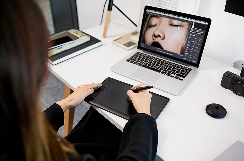 Wacom Intuos Pro Pen và Touch Small 05