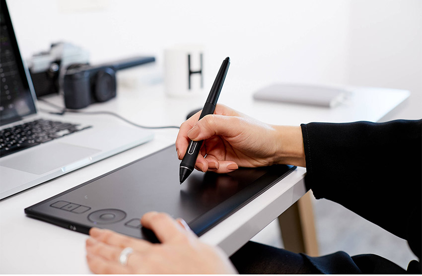 Wacom Intuos Pro Pen và Touch Small 08