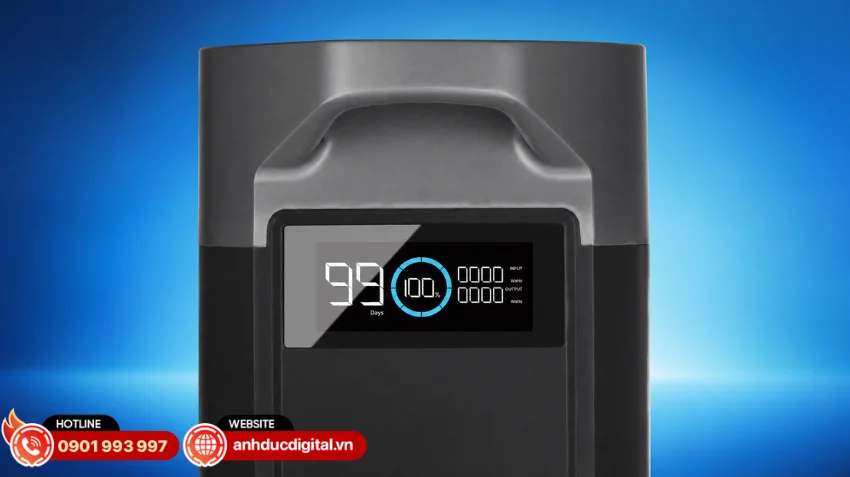 Mặt trước của pin được trang bị màn hình LCD hiển thị đầy đủ các thông tin quan trọng