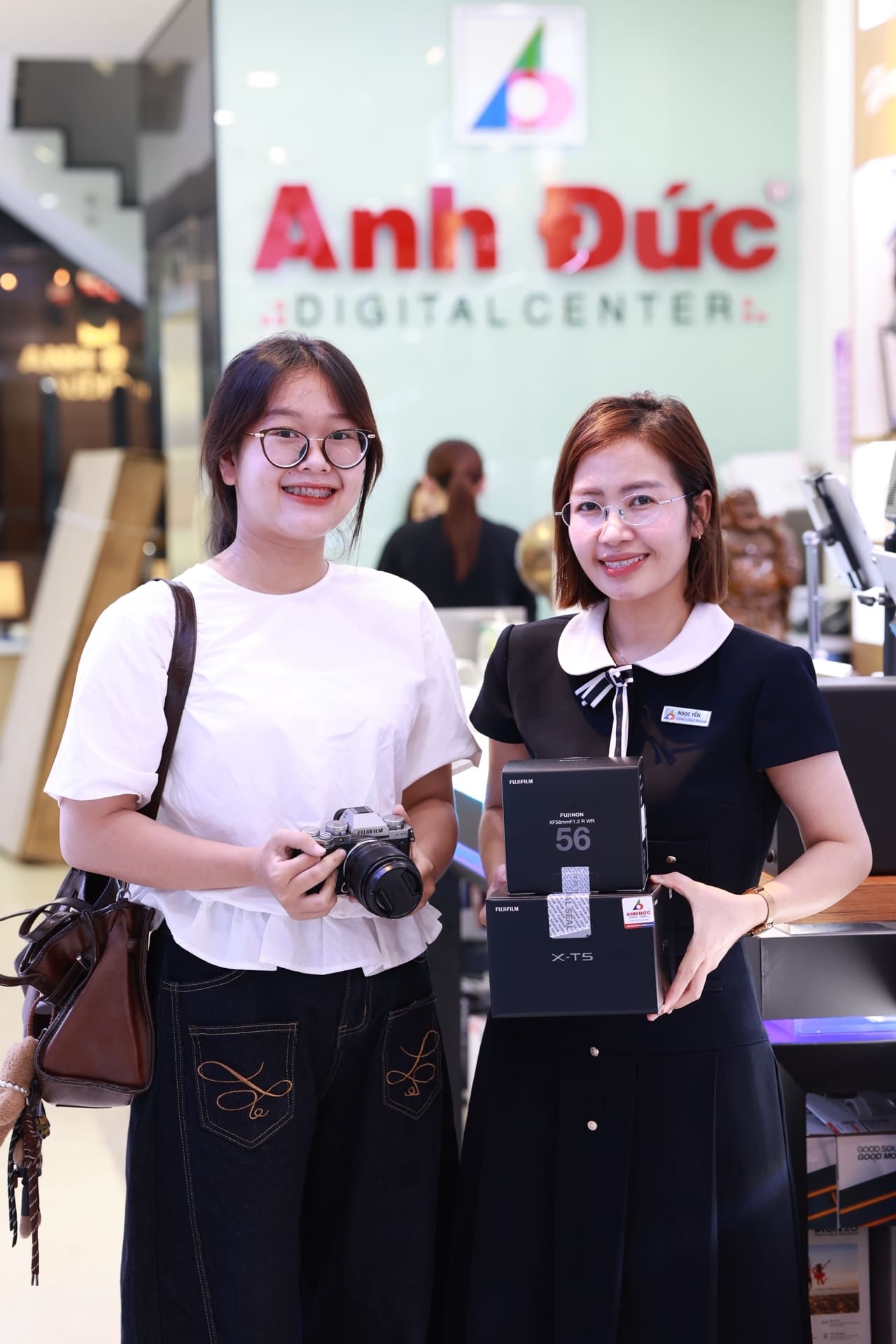 Khái niệm máy ảnh Mirrorless Fujifilm thuộc hệ X-Series và GFX