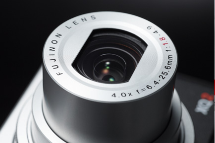FUJIFILM XQ2 4