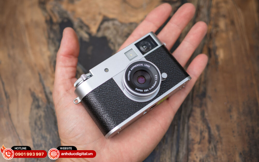 thân máy compact 240g Fujifilm X half