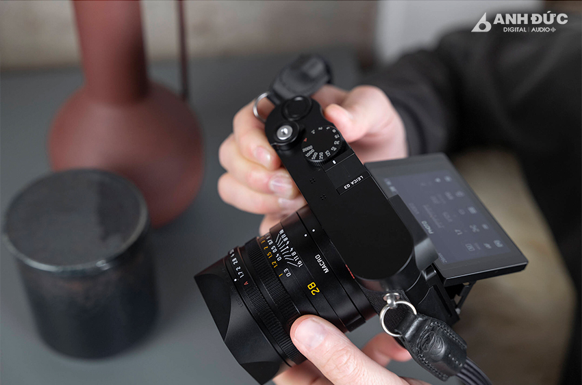 Leica Q3 03