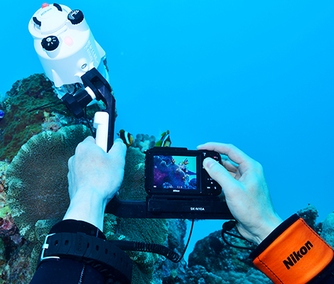 Nikon Coolpix AW130 9