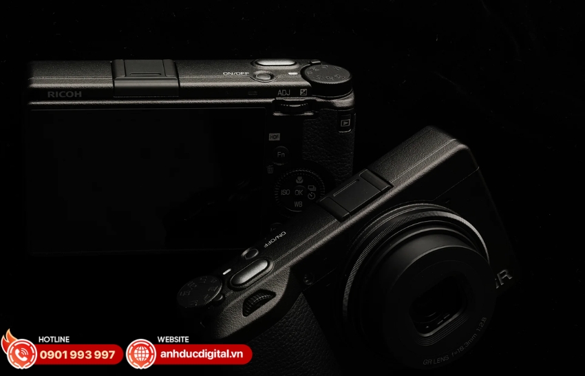 Ricoh GR III HDF có thiết kế nhỏ gọn