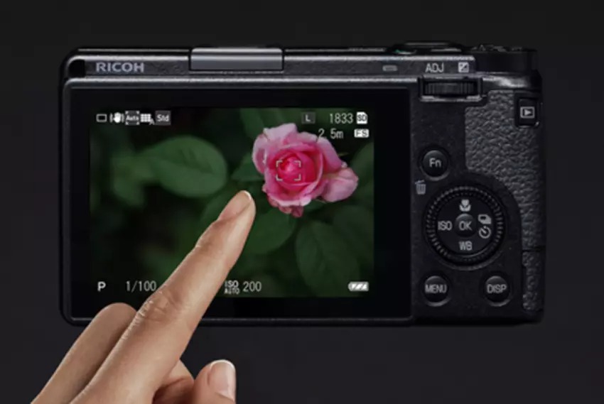 Ricoh GR IIIx 08