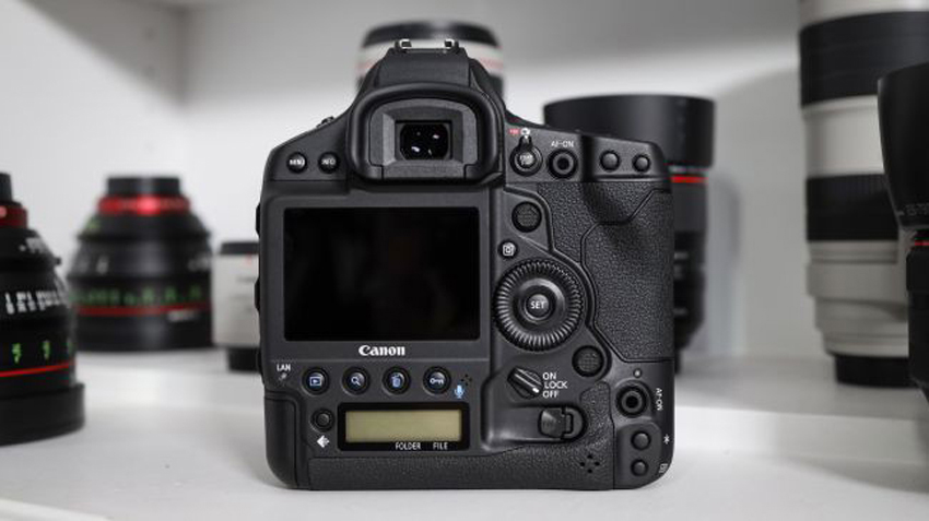 Canon EOS 1DX Mark III 6