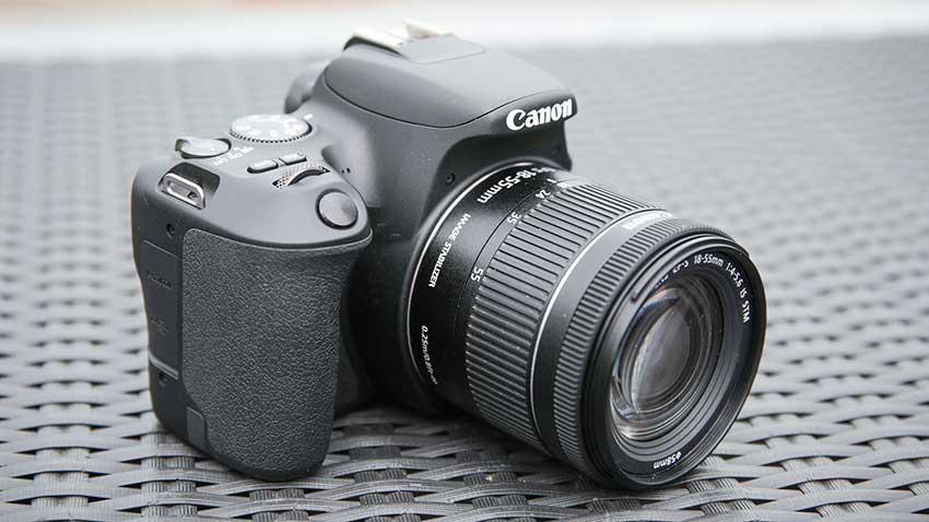Canon EOS 200D 2