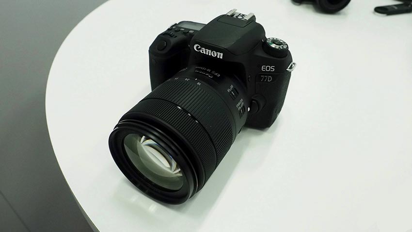 Canon EOS 77D 8